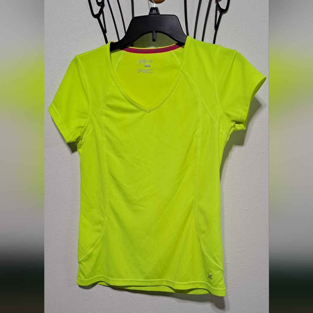 Xersion womens Neon Yellow Athletic Top sz. s